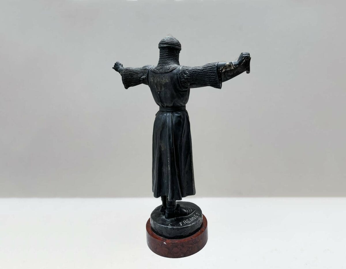 Credo, statuette en bronze d'un chevalier croisé par Emmanuel Frémiet, sculpteur du XIXe siècle