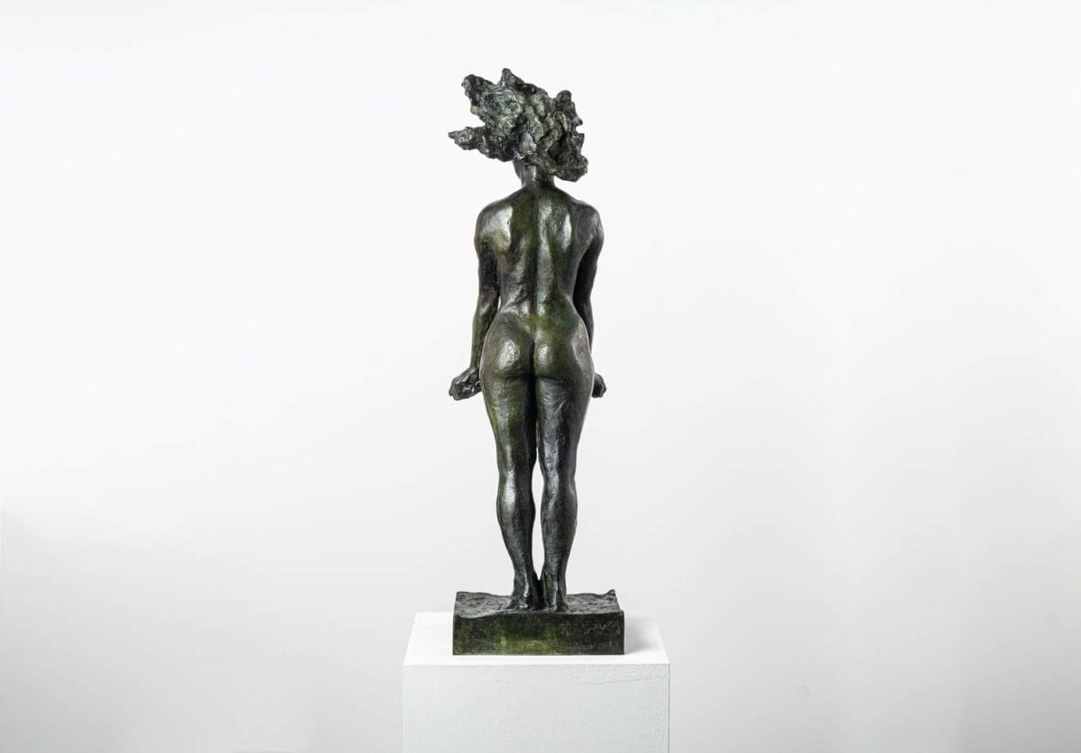 Statue de Salomé en bronze, réalisée par Guy Le Perse, sculpteur français dont l'inspiration provient des grands mythes et de la Bible. Il admire aussi Rodin et Michel-Ange.