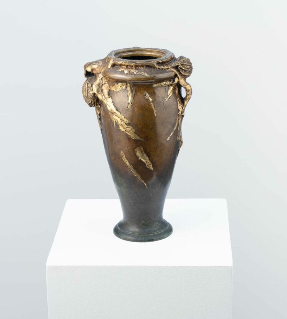 Vase Art nouveau en bronze patiné à décor de chardons - Albert Marionnet