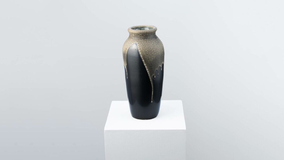 Léon pointu, vase art déco à coulure peau de serpent