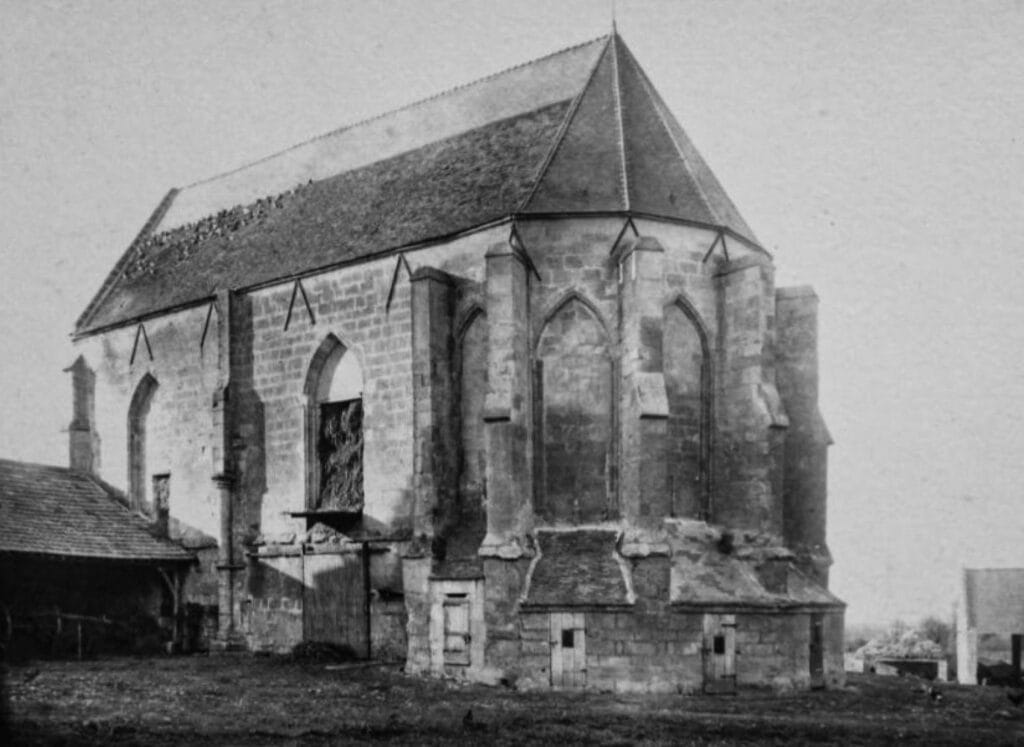 Chapelle de la commanderie de l'ordre des Templiers à Serches dans l'Aisne