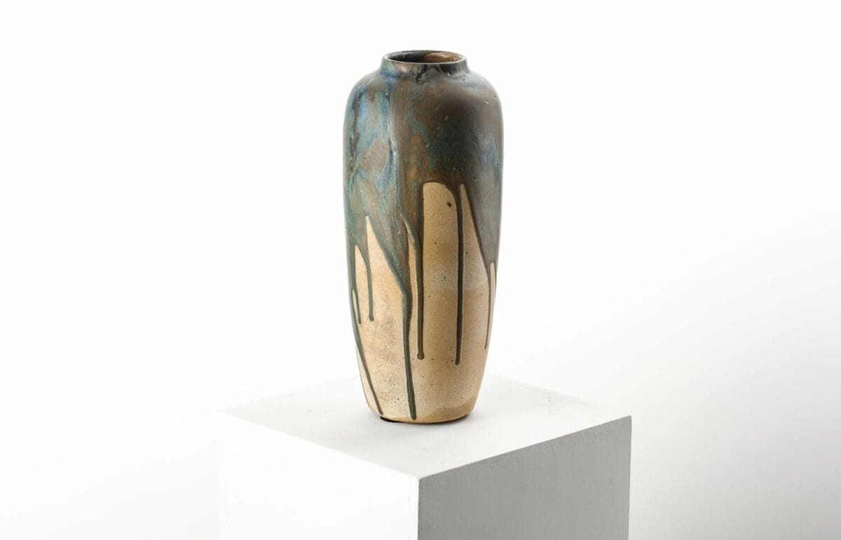 Vase ovoïde en grès à coulées d’émaux polychromes sur fond beige - Jean Pointu – Image 6
